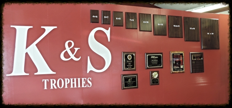 Display of Plaques and Frames in Different Sizes